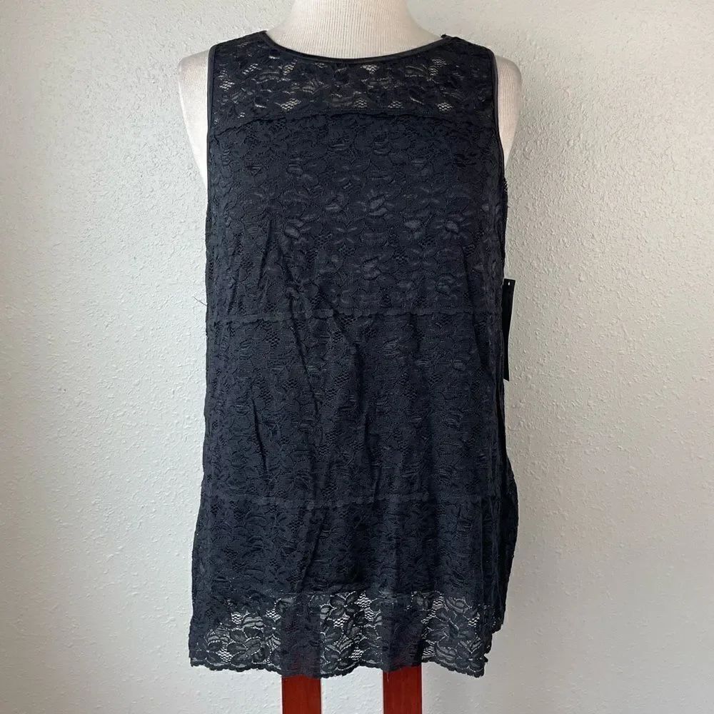 NWT Passports Black Sleeveless Top Size L